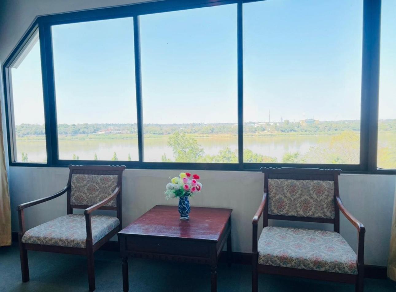Royal Mekong Riverside Hotel Нонг Кай Екстериор снимка