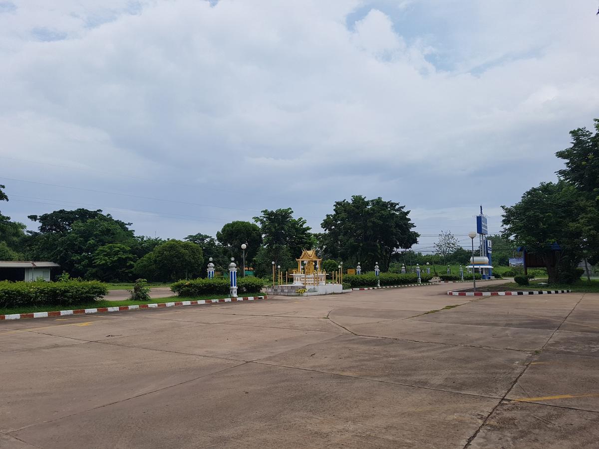 Royal Mekong Riverside Hotel Нонг Кай Екстериор снимка